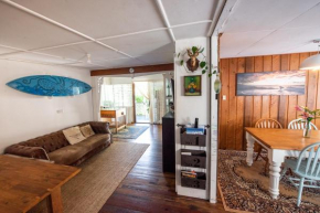 Dilly Dally-Original Amity Shack in the perfect location!